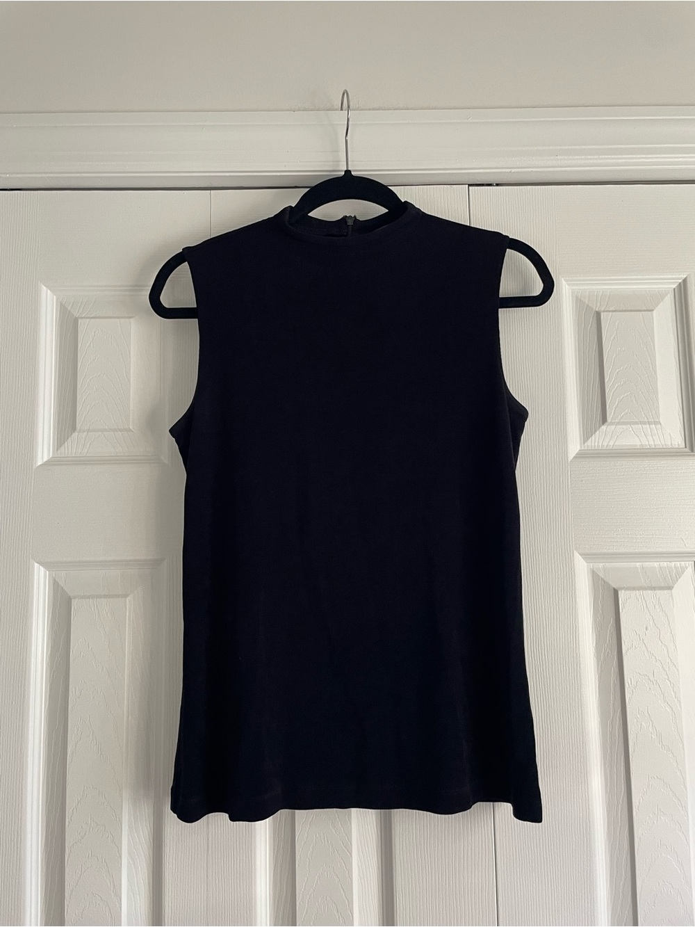 Sleeveless Mock Neck Tank Top in Black